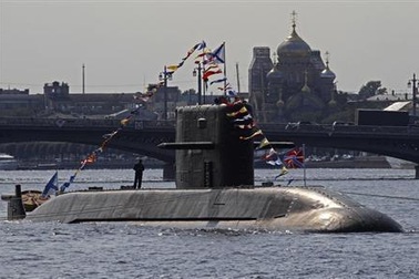 Tàu ngầm Nga nối lại tuần tra nam bán cầu sau 20 năm