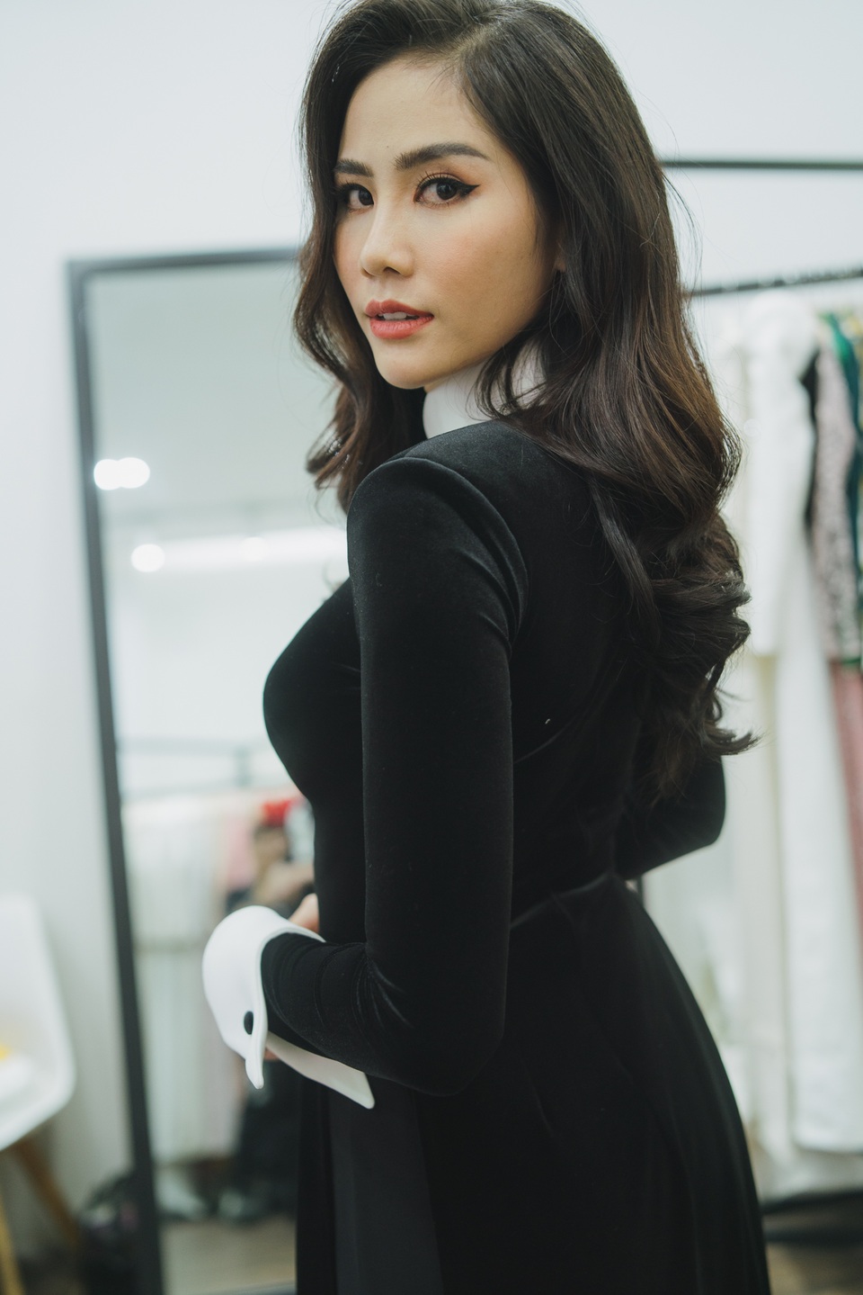 Tường Linh mời Hoa hậu Siêu quốc gia Malaysia đến Việt Nam xem biểu diễn thời trang - 11 Tường Linh mời Hoa hậu Siêu quốc gia Malaysia đến Việt Nam xem biểu diễn thời trang - 11