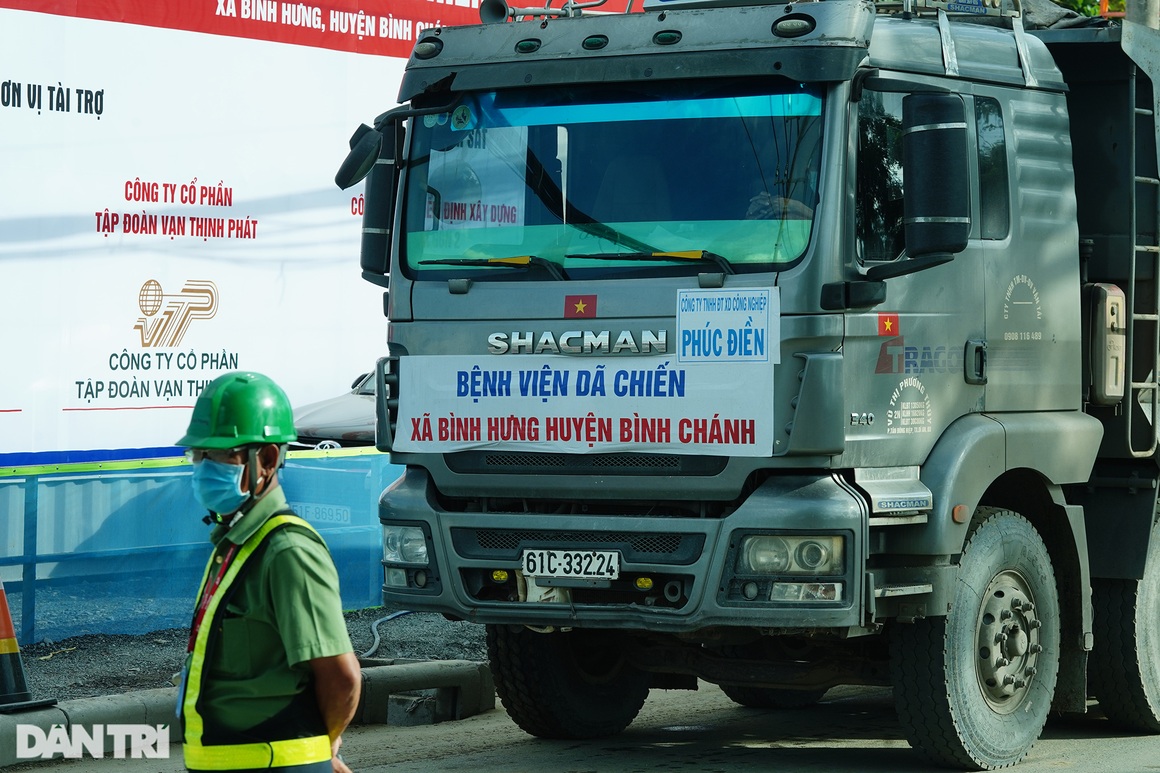 TPHCM thần tốc xây dựng bệnh viện dã chiến trên đầm lầy rộng 5 héc-ta - 12 TPHCM thần tốc xây dựng bệnh viện dã chiến trên đầm lầy rộng 5 héc-ta - 12