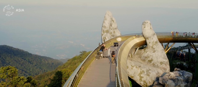 Cầu Vàng gây ấn tượng với khán giả thế giới khi trở thành sân khấu cho Lễ hội âm nhạc quốc tế UWSA - Ảnh 3.