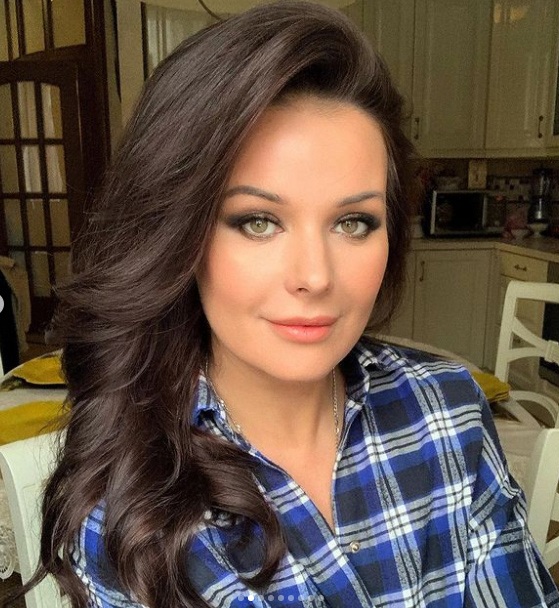 Hoa hậu Hoàn vũ duy nhất từng bị truất ngôi giờ ra sao? - 1 Hoa hậu Hoàn vũ duy nhất từng bị truất ngôi giờ ra sao? - 1