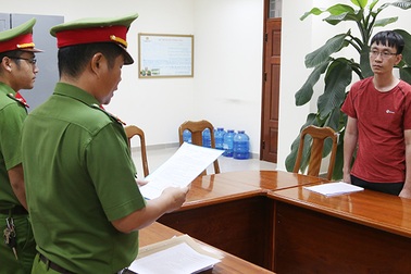 Tạm giữ nhân viên ngân hàng nghi lừa đảo, chiếm đoạt gần 15 tỷ đồng