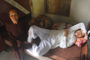 Cha già đổ gục tiễn 3 con, tai ương kinh hoàng ập xuống gia đình chú rể