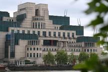 Trung Quốc cáo buộc Anh dùng gián điệp thu thập bí mật