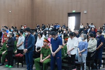 "Trùm" đường dây mua bán hơn 19.000 hóa đơn lĩnh án 16 năm tù