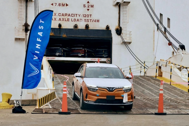 VinFast nhận giấy phép bán hàng tại Mỹ, sẽ giao ngay lô VF 8 đầu tiên