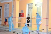 Khởi tố vụ án nữ nhân viên làm tóc mắc Covid-19 làm lây lan dịch bệnh