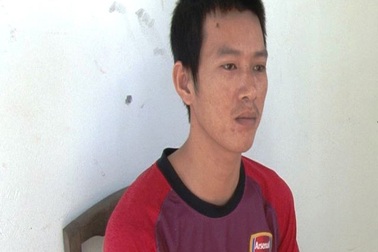 Trộm ghe biển của chủ, dọc đường ghe chết máy bị công an bắt