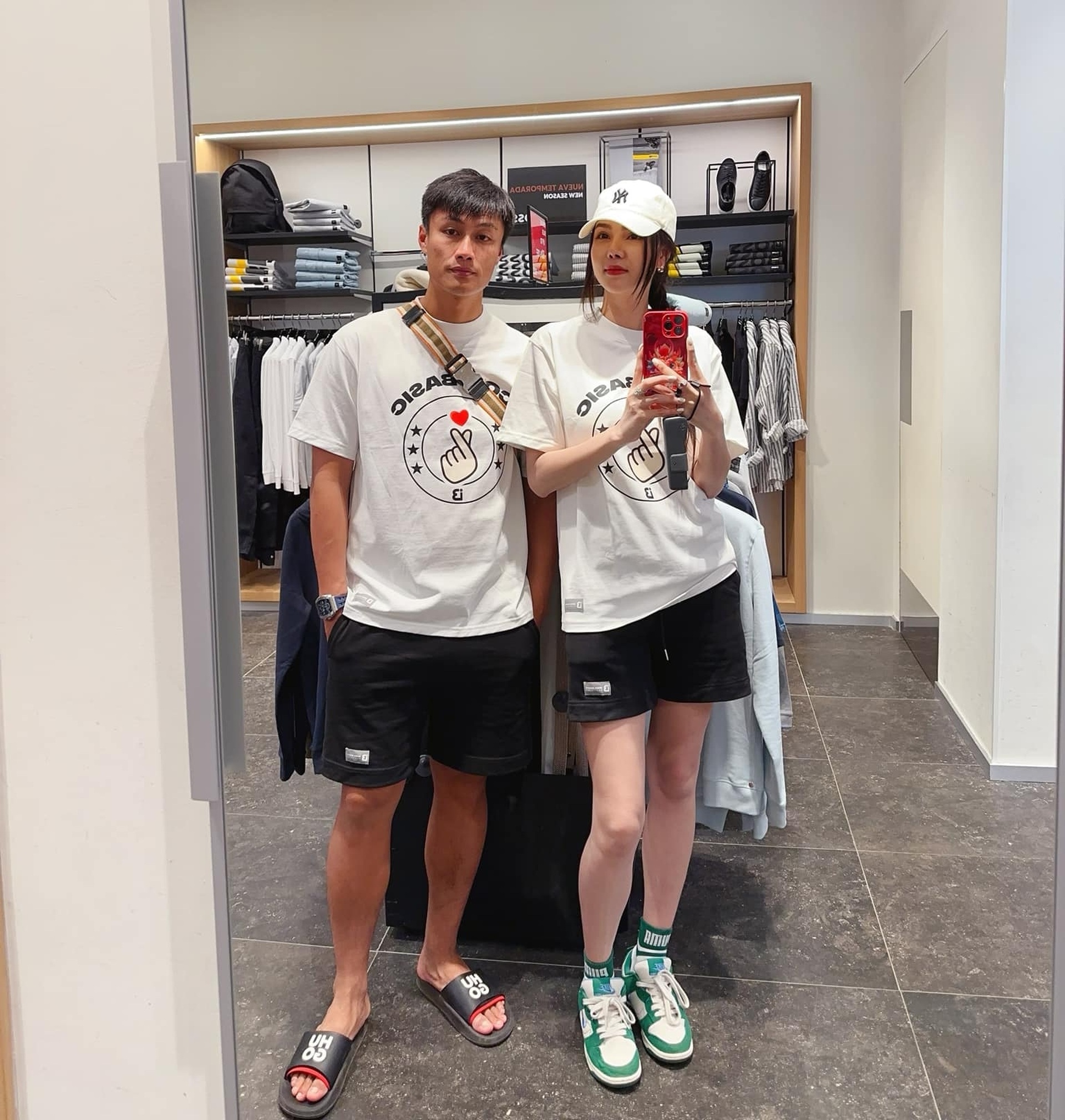 Hôn nhân vượt thị phi của cầu thủ Mạc Hồng Quân và người mẫu cao 1,78m - 7