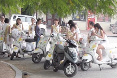 Chuyện buồn vui của sinh viên đi làm thêm