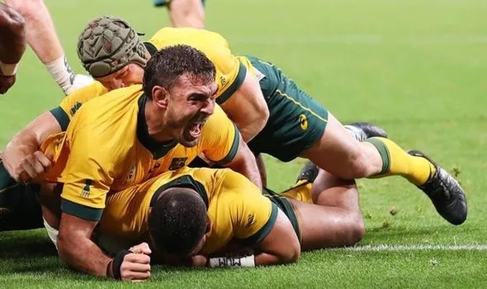 Cầu thủ Australia gây sốc khi tẩn nhau trên chuyến bay về nước - 1 Cầu thủ Australia gây sốc khi tẩn nhau trên chuyến bay về nước - 1