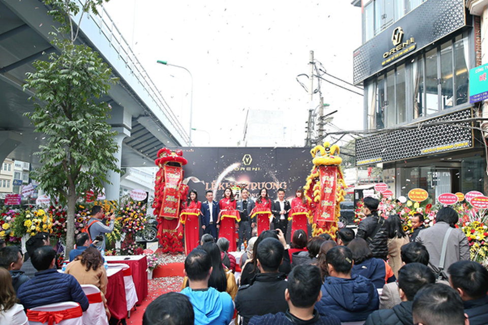 Oreni khai trương showroom mới tại Hà Nội cùng ưu đãi hấp dẫn - 1 Oreni khai trương showroom mới tại Hà Nội cùng ưu đãi hấp dẫn - 1