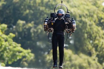 Vì sao phương tiện bay cá nhân, ô tô bay đã có nhưng chưa thể phổ cập?