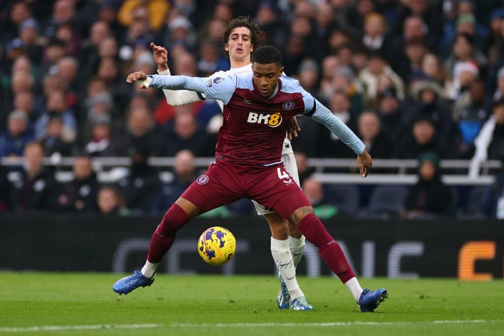 Thua 3 trận liên tiếp, Tottenham bật khỏi top 4 Premier League - 1 Thua 3 trận liên tiếp, Tottenham bật khỏi top 4 Premier League - 1