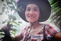 Cô giáo lặng người khi học trò hỏi: “Cô ơi sao cô không có tóc?"