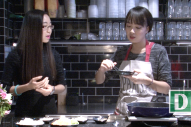 Bếp Ngon: Vua đầu bếp Minh Nhật hướng dẫn món mì udon xào cá hồi sốt kem