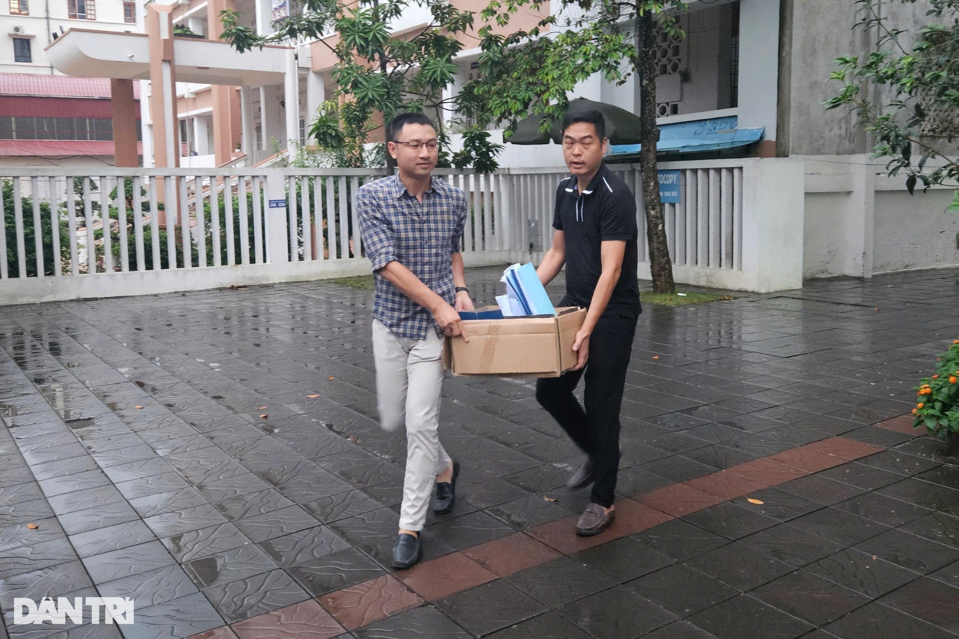 Vận hành chính quyền 2 cấp ở Hải Phòng: Thuê xe chung đến nơi làm việc mới - 7