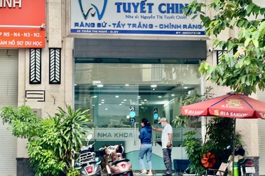 Tạm ngưng hoạt động cơ sở nha khoa có bác sĩ đánh khách hàng ở TPHCM