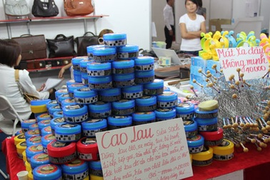 Khi xoong nồi vào triển lãm… ôtô