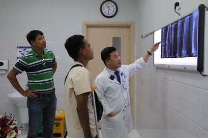 Chỉ một động tác sai, bong gân cổ chân có thể thành chấn thương nặng