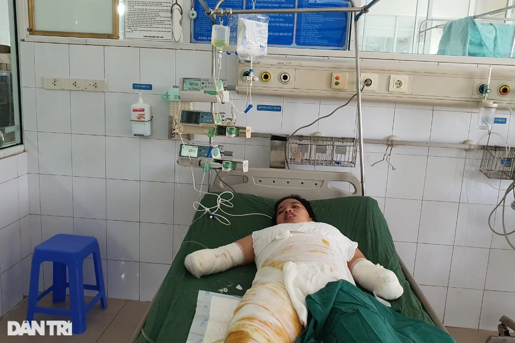 Người mẹ nuôi 3 con và chồng câm điếc đổ gục sau cú phóng điện kinh hoàng - 6 Người mẹ nuôi 3 con và chồng câm điếc đổ gục sau cú phóng điện kinh hoàng - 6