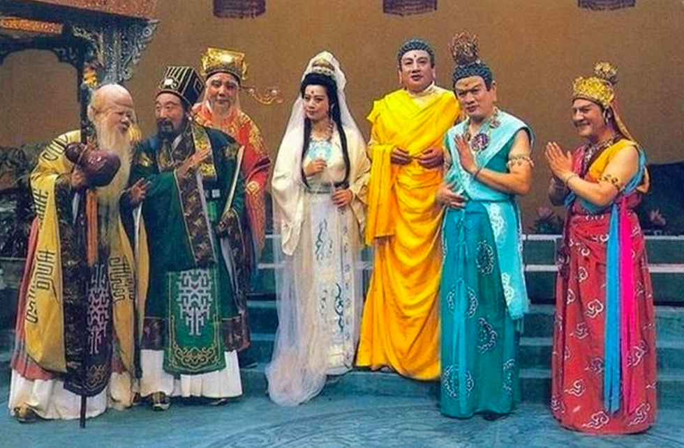 Nghệ sĩ cả đời được gọi là Phật Tổ “sống”, ra đường được khán giả vái lậy - 1 Nghệ sĩ cả đời được gọi là Phật Tổ “sống”, ra đường được khán giả vái lậy - 1
