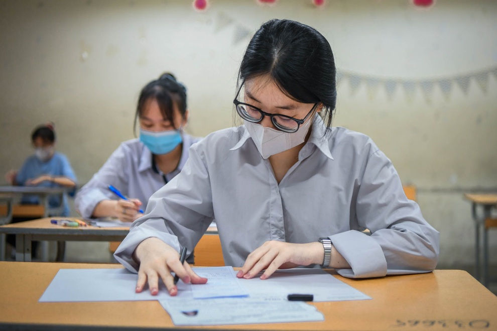 Chấm thi môn Văn: Thí sinh gọi Xuân Quỳnh là ông, bài thi bị thả thính - 2 Chấm thi môn Văn: Thí sinh gọi Xuân Quỳnh là ông, bài thi bị thả thính - 2