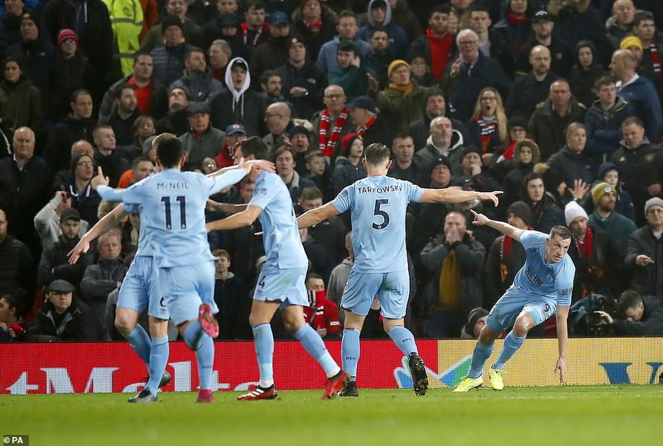 Những khoảnh khắc gây thất vọng của Man Utd trước Burnley trên sân nhà - 7 Những khoảnh khắc gây thất vọng của Man Utd trước Burnley trên sân nhà - 7