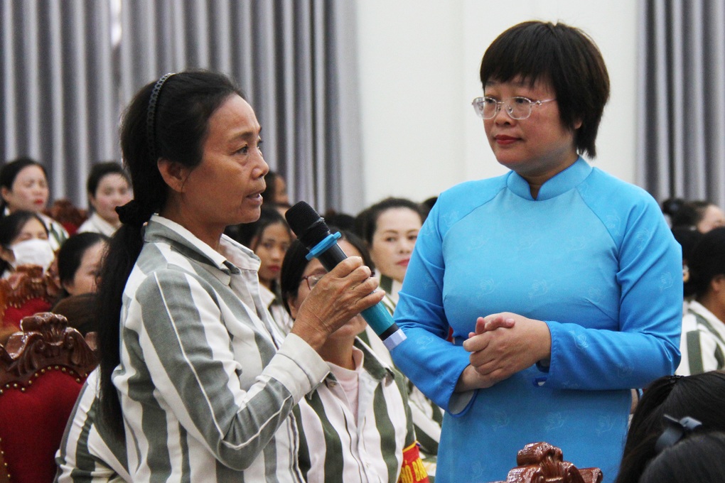 Gia-Lai_trai-giam-gia-trung_Pham-Hoang4.jpeg Gia-Lai_trai-giam-gia-trung_Pham-Hoang4.jpeg