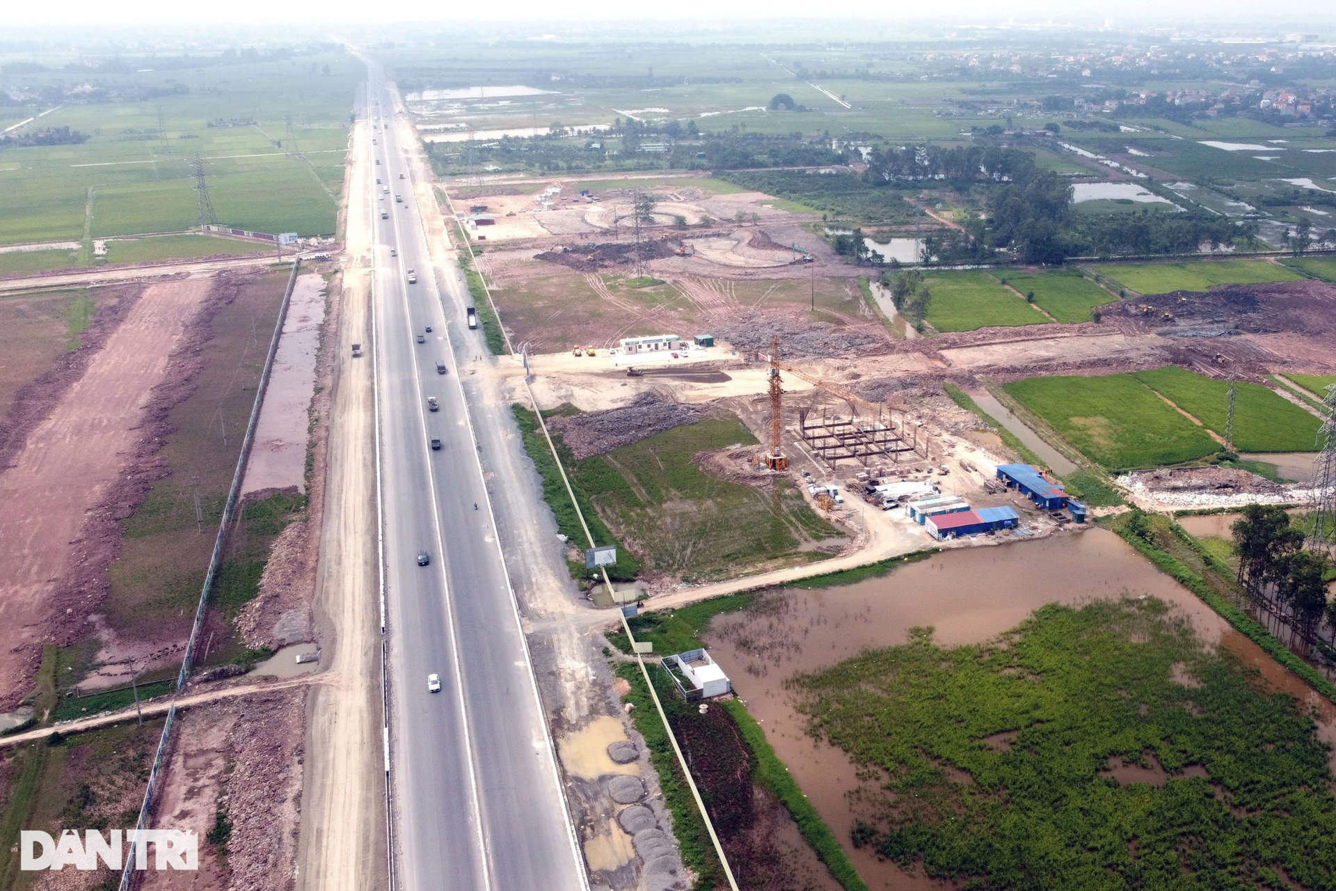 Loạt khu công nghiệp khởi công trên đường nối 2 cao tốc qua Hưng Yên - 10 Loạt khu công nghiệp khởi công trên đường nối 2 cao tốc qua Hưng Yên - 10