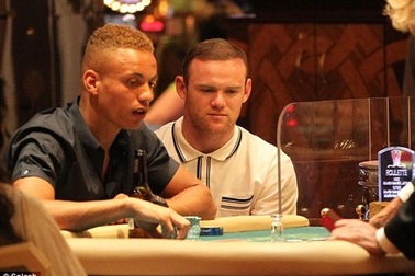 Wayne Rooney ‘thử vận may’ ở Casino sau mùa giải thất bại