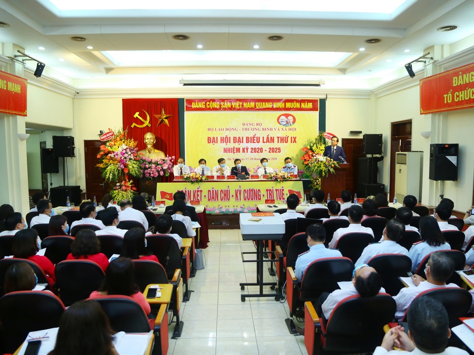 Bộ trưởng Đào Ngọc Dung: Chúng ta đã tạo ra những cuộc cách mạng thực sự - 3 Bộ trưởng Đào Ngọc Dung: Chúng ta đã tạo ra những cuộc cách mạng thực sự - 3