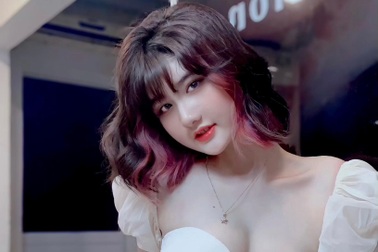 Hot girl Hải Phòng khiến dân tình "bỏng mắt" vì ngoại hình nóng bỏng