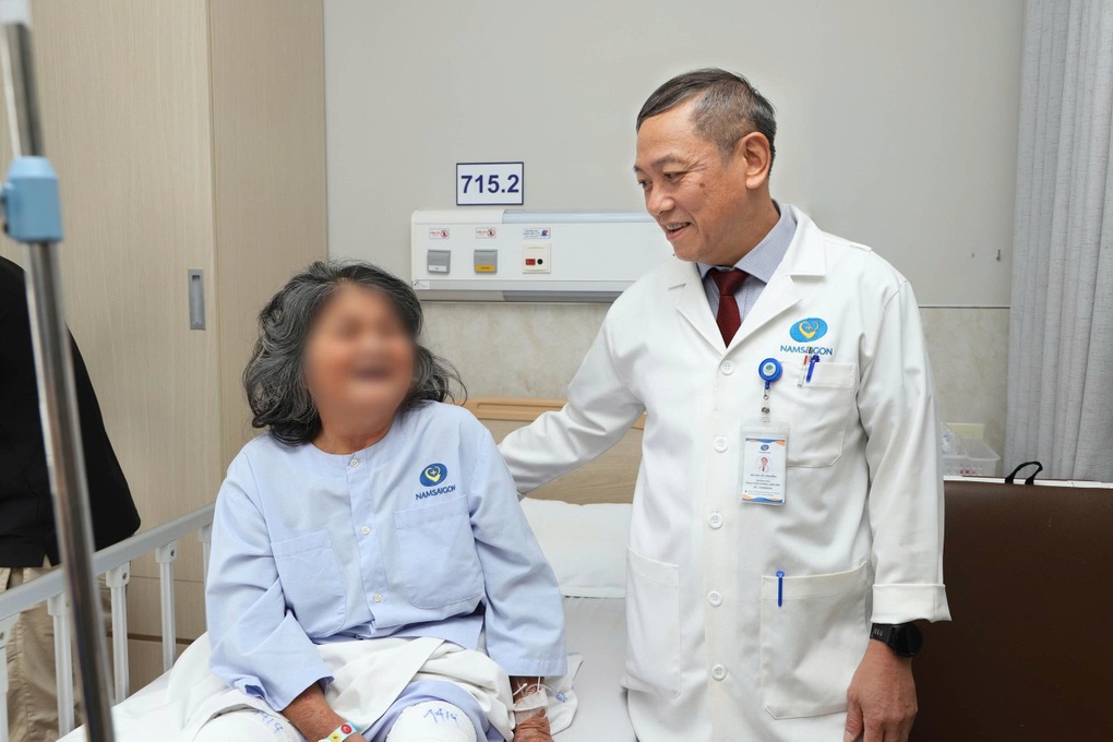Phép màu đến với người phụ nữ tưởng chừng không thể đứng dậy được nữa - 4 Phép màu đến với người phụ nữ tưởng chừng không thể đứng dậy được nữa - 4