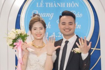 Chuyện tình xúc động của cô dâu trong đám cưới gây sốt ở Phú Thọ