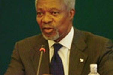 Kofi Annan: “Chúng tôi nhìn vào Việt Nam để học tập”