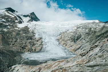 Băng tan để lộ thi thể người mất tích hơn 20 năm trước ở Áo