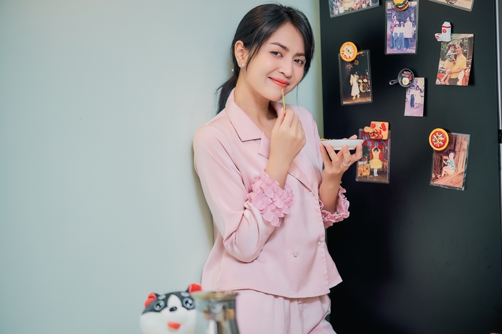 Quán quân Người kể chuyện tình mua nhà sau 15 năm nỗ lực làm việc - 2 Quán quân Người kể chuyện tình mua nhà sau 15 năm nỗ lực làm việc - 2