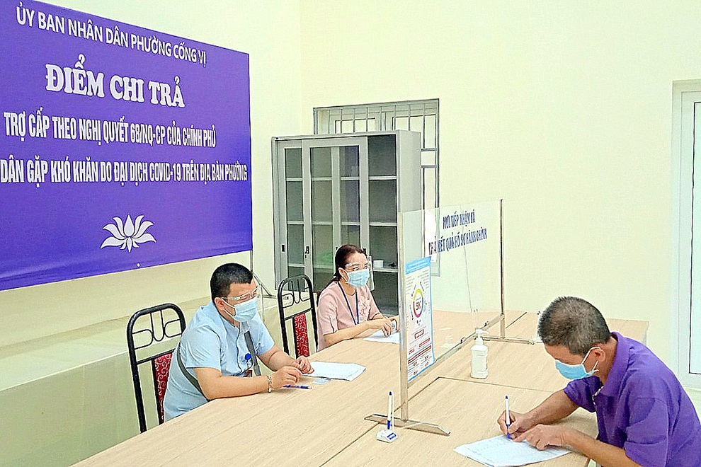 Hà Nội: Nhiều lao động nghèo xúc động vì không bị bỏ lại phía sau - 5 Hà Nội: Nhiều lao động nghèo xúc động vì không bị bỏ lại phía sau - 5