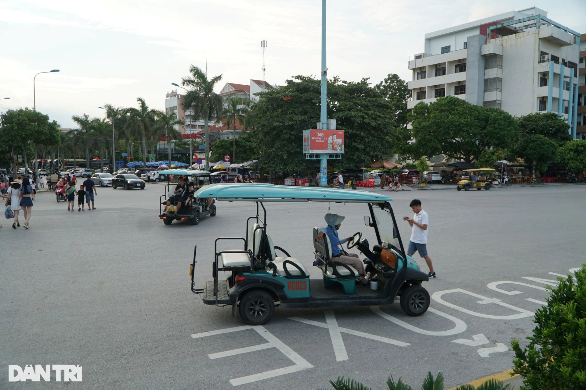 Biển Sầm Sơn vắng khách trong ngày đầu nghỉ lễ 2/9 - 11