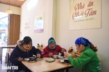 Quán ăn chay 0 đồng, mỗi ngày phục vụ cả trăm suất giữa lòng Hà Nội