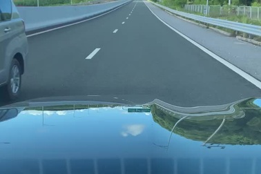 Lại bắt gặp ô tô chạy ngược chiều trên cao tốc