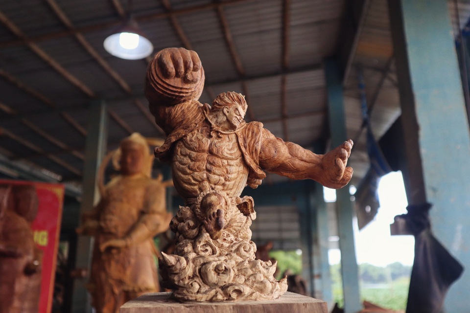 Siêu nhân sinh ra từ gỗ: Khối “vàng ròng” của 9x Quảng Nam - 6 Siêu nhân sinh ra từ gỗ: Khối “vàng ròng” của 9x Quảng Nam - 6
