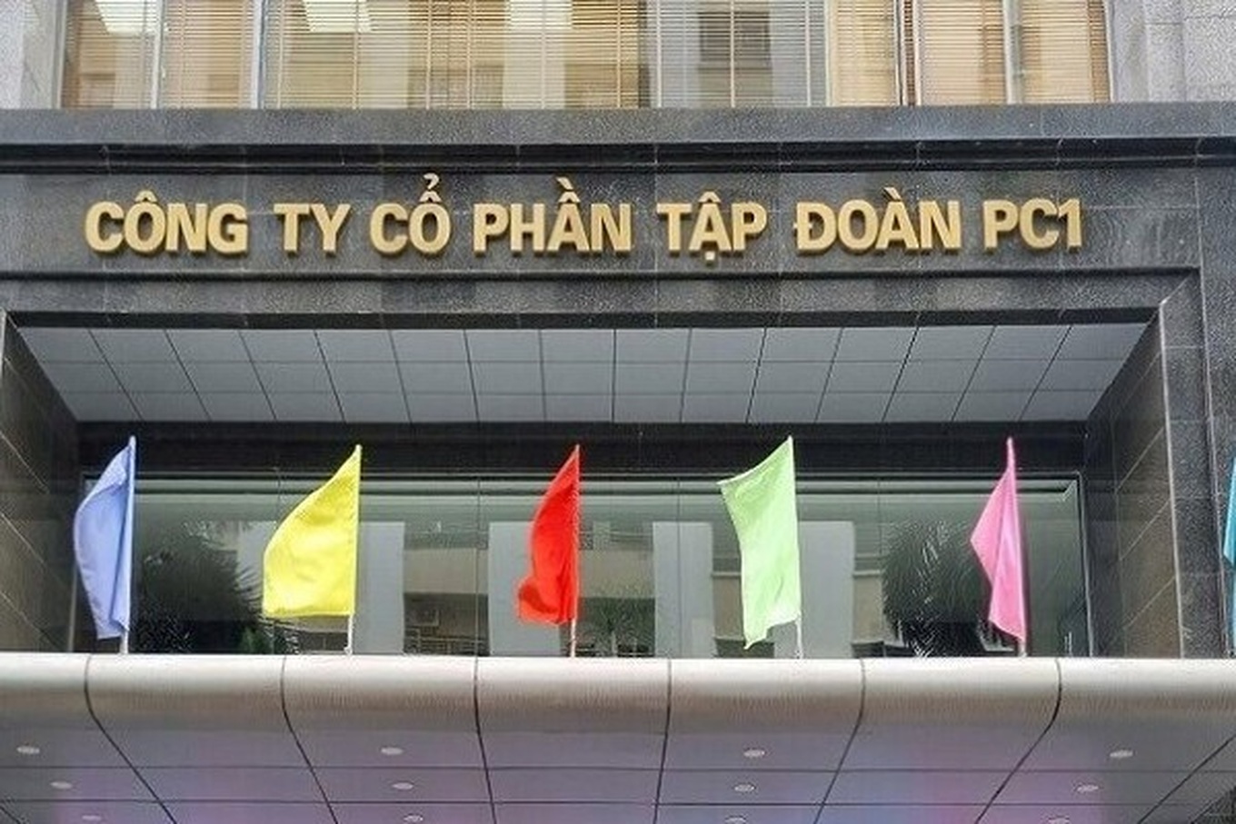 PC1 bị nhắc nhở | Báo Dân trí