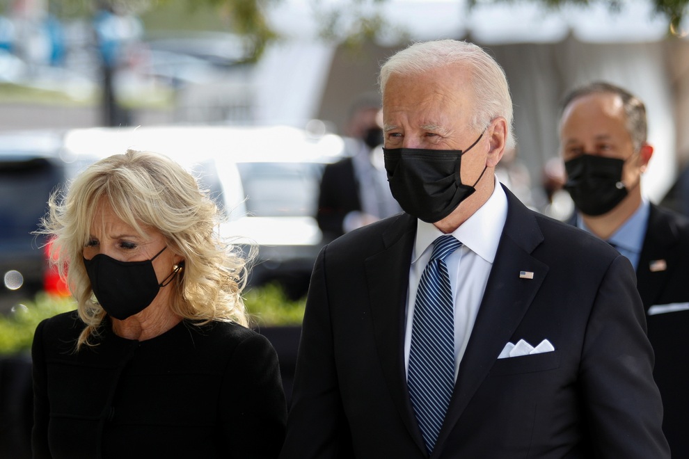 FBI giải mật tài liệu về vụ khủng bố 11/9 theo lệnh của ông Biden - 1 FBI giải mật tài liệu về vụ khủng bố 11/9 theo lệnh của ông Biden - 1