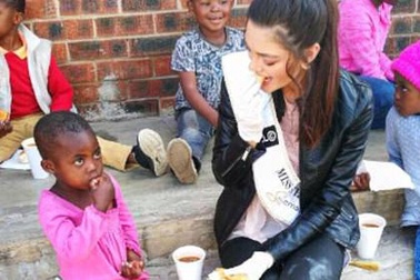 Hoa hậu Nam Phi được thanh minh sau khi bị hiểu nhầm là “vô cảm”