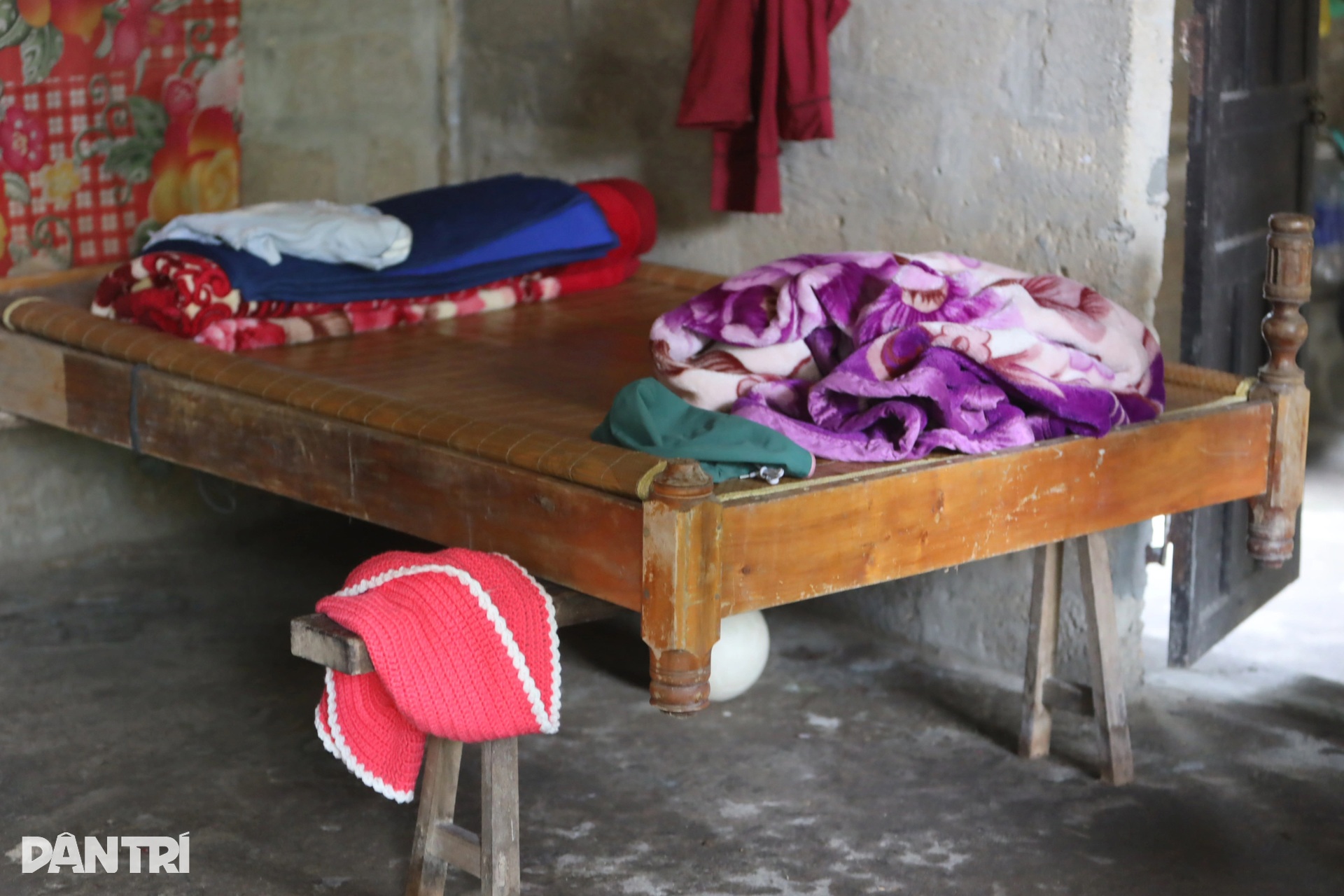 Bên trong ngôi làng bị cô lập triền miên bởi nước lụt - 5 Bên trong ngôi làng bị cô lập triền miên bởi nước lụt - 5