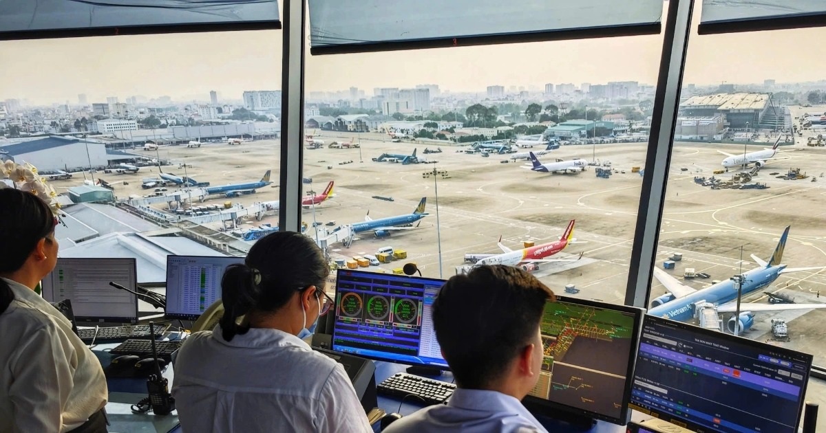 Sân bay Tân Sơn Nhất dự kiến đón 5.000 chuyến bay trong dịp nghỉ lễ 30/4