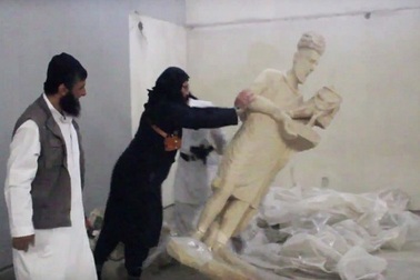 Phiến quân IS tung video đập phá cổ vật tại Iraq