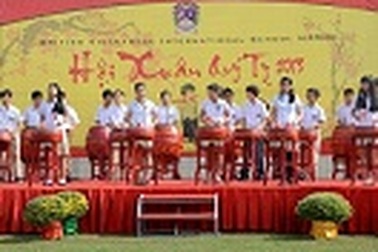 Tưng bừng lễ hội xuân BVIS